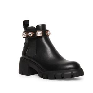 New Steve Madden Women’s Amulet Honeyy Bootie